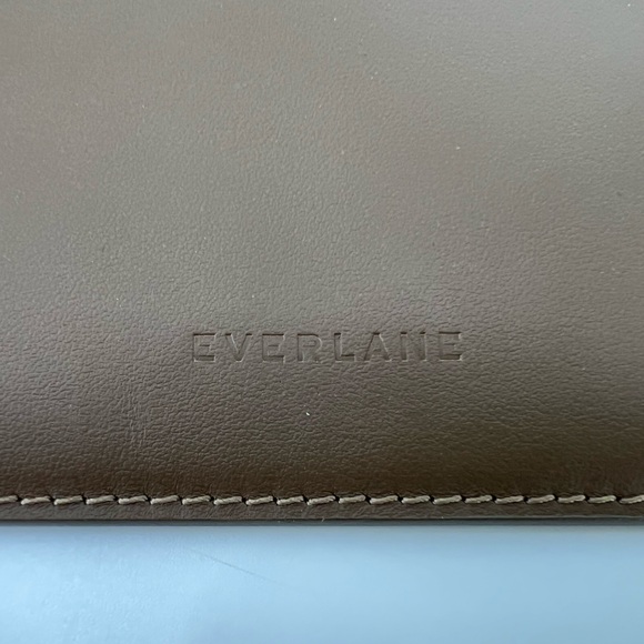 Everlane The Cactus Leather Sling‎ Bag - Picture 5 of 10